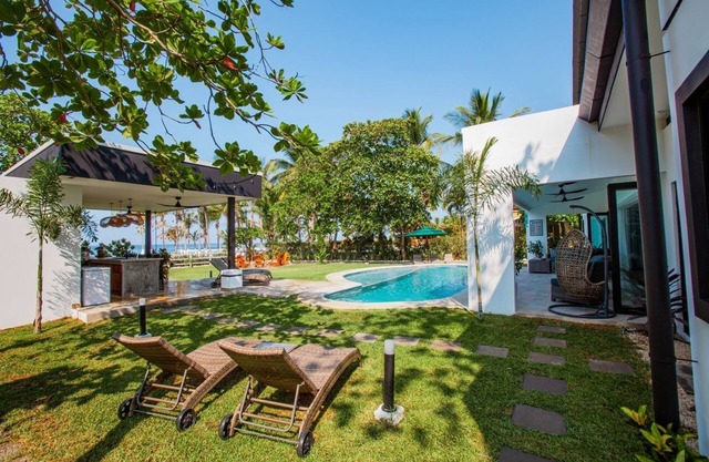 BRAND NEW! OCEAN FRONT, Casa Del Mar! Playa Coyote!