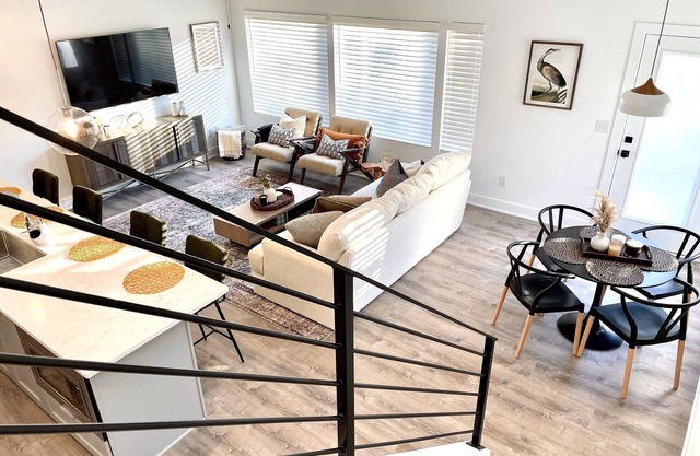 BRAND NEW! Raleigh LUX 👑, Prime Location! 5⭐️’s