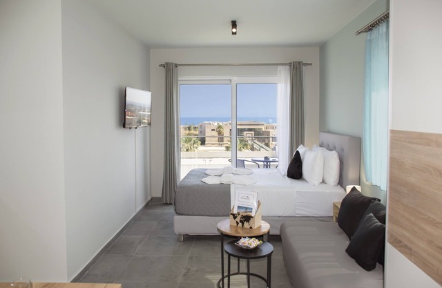 Brand-new sea view Apartment close to the beach - Kolymvari Hills: San Francisco