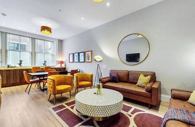 Brand new to the market, Arlington Apartments ‘The Sauchie’ 5* Vibrant City Centre Apartment