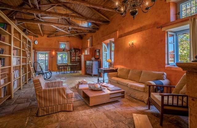 Bratis 4-bedroom Holiday Home