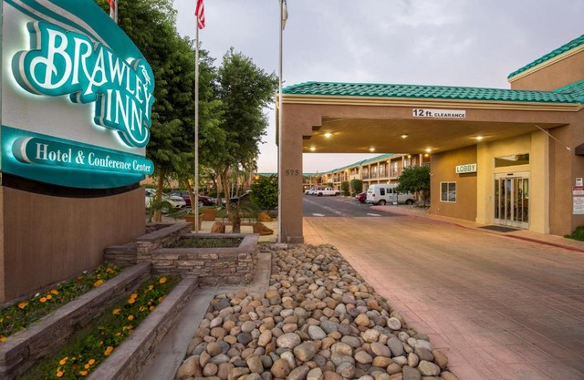 Brawley Inn