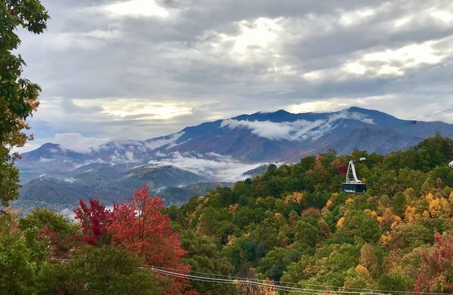 Breathtaking View of Gatlinburg's Smokey Mountains!