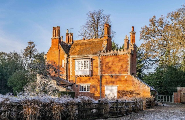 Bressingham Lodge | Grand house with extensive grounds