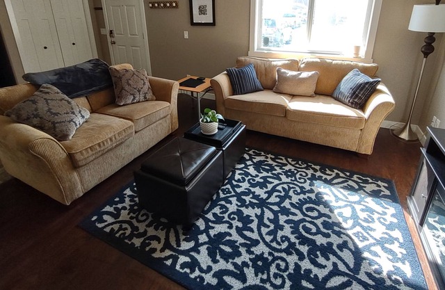 Bright 2 Bedroom Basement Suite