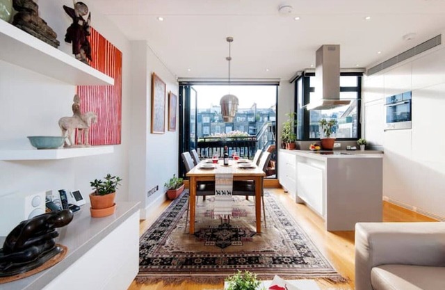 Bright and Stylish Kensington Home