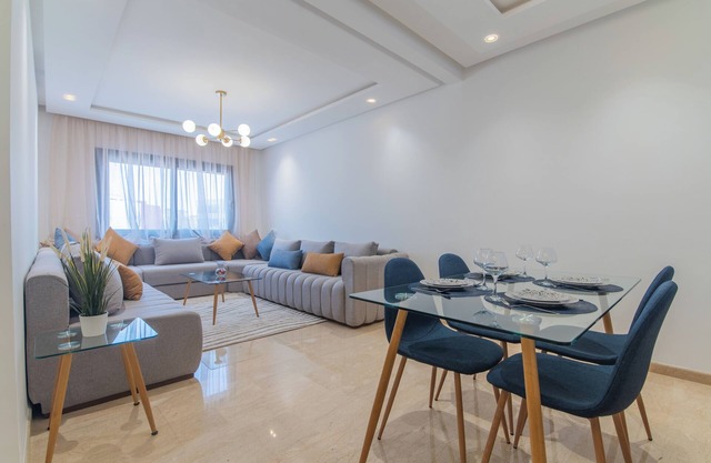 Bright, modern apartment in Haut Founty - near the beach