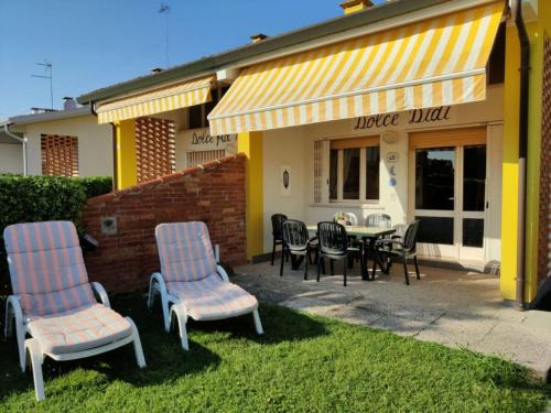 Bright villa in Caorle with private garden