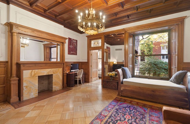 Brownstone Historic Home near Central Park