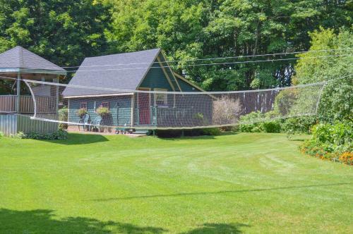 Bugaboo Cottages