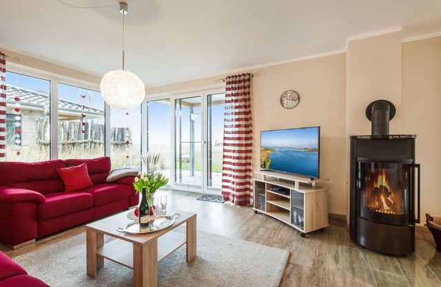 Bungalow for 5 guests with 95m² in Fehmarn OT Klausdorf (55100)