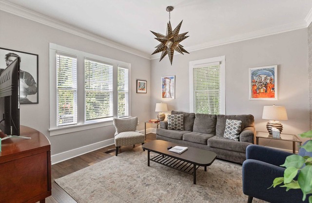 Bungalow ON Overton Square
