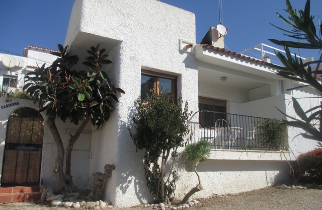 BUNGALOW (SAT SMARTTV & INTERNET 300 MB)-COVETA FUMA -EL CAMPELLO