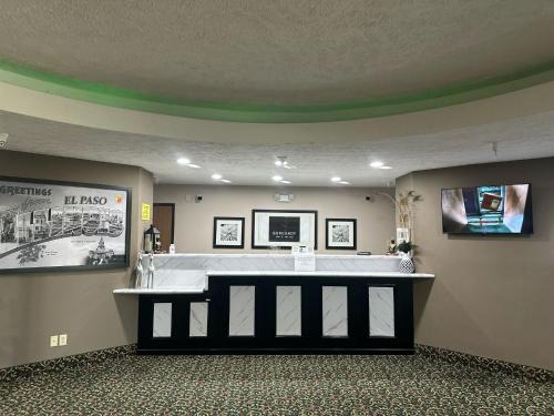 Burgundy Inn & Suites By OYO El Paso