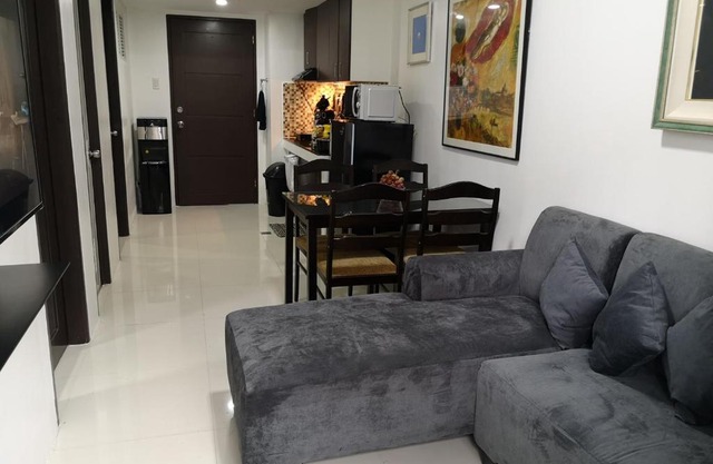 Burnham Hill Condominium by KF