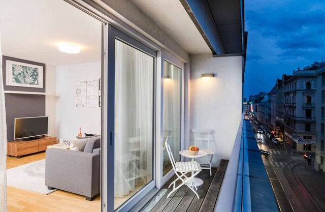 Business Balcony Apartment Neubau
