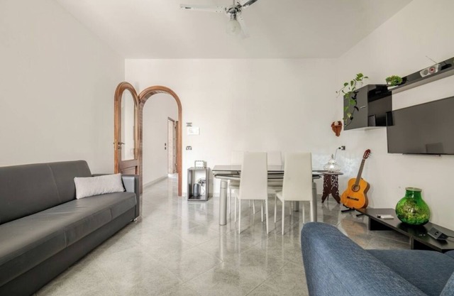 "Business or Pleasure: Independent Apartment a stone's throw from the Heart of Lecce"