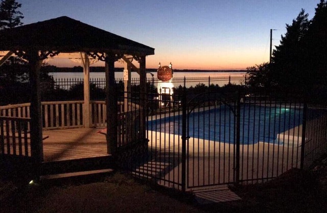 By The Bay Cottages in Stanhope! - Three Bedroom Heritage Cottage #1