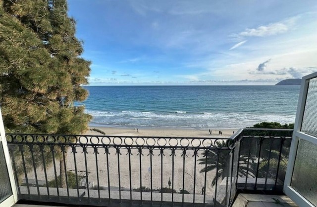 [By the Sea] Two-room apartment villa Iris
