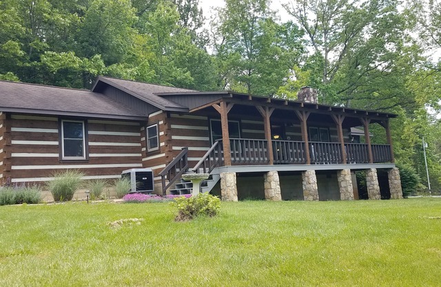 Cabin offers peace, quiet, nature and privacy