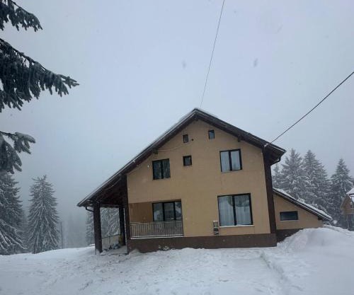 Camere de Inchiriat Alina