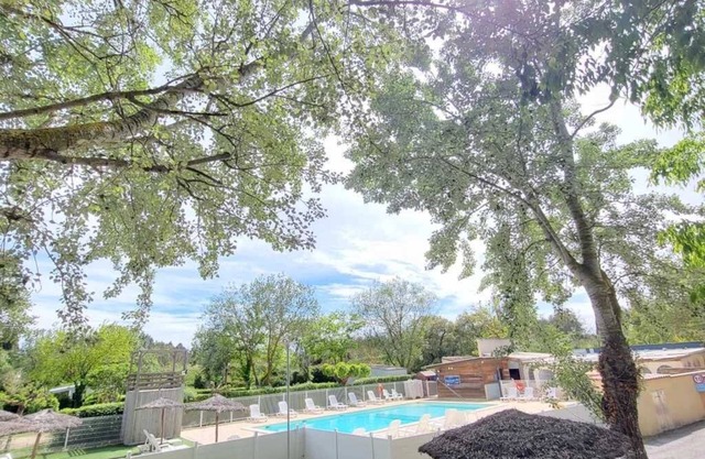 Camping 3 étoiles - Piscine - efcdfd