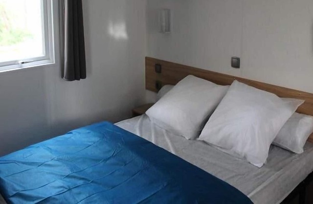 Camping Bois Simonet**** - Mobil Home Chataîgnier PMR 3 rooms 6 people Air-conditioned