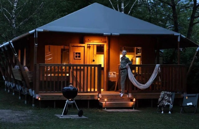 Camping du Lac de Carouge * - Ecolodge VIP 3 Rooms 6 persons