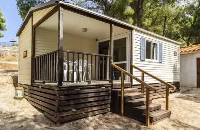 Camping Le Bois De Pins * - Mobilhome for 4 People