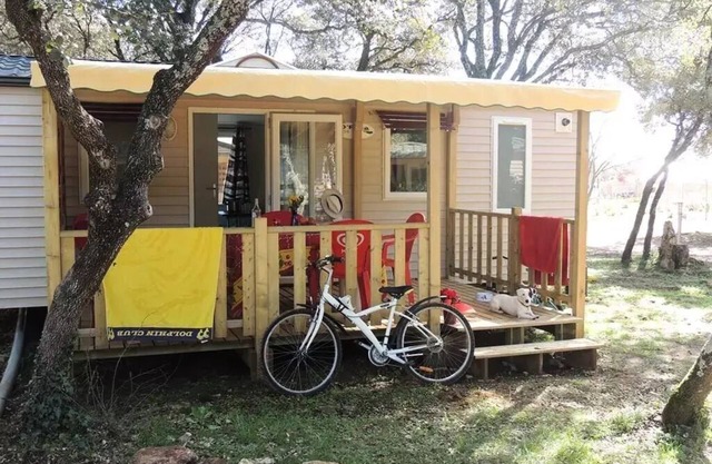 Campsite Domaine de Gajan * - Mobile home Comfort + FAMILY 27m2 (2 bedrooms) - covered terrace TV INCLUSE - Clim 4 people