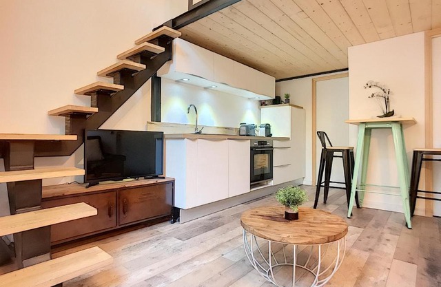 Cannes centre - Superb studio with mezzanine