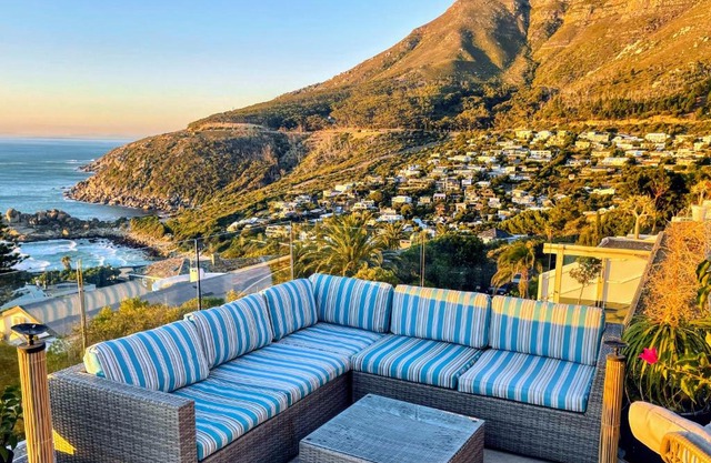 Cape Town Luxury private beach villa for your exclusive use