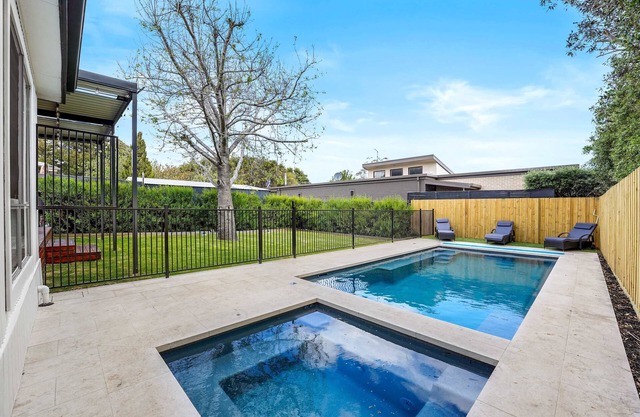 Capel Sound Breakaway+HEATED Pool,SPA!