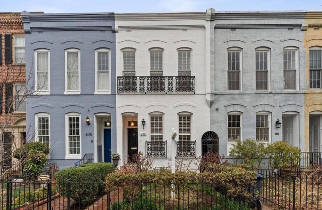 Capitol Hill Townhome - 2 Blocks from Metro and Walking Distance to Inauguration