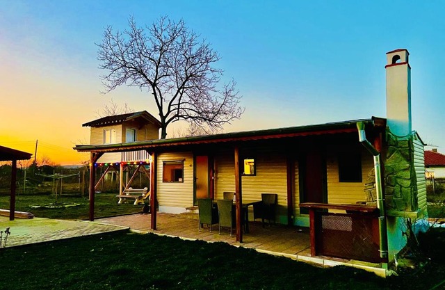 Caravans 10 min to Tsonevo Lake & 35 min to Black Sea