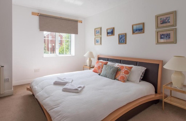Cardiff Bay Capital Apartment