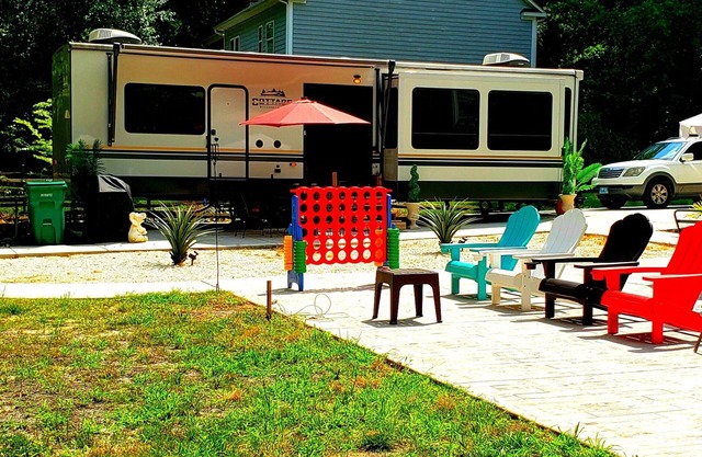 Cardinal Cottage Glamp/sleeps 4