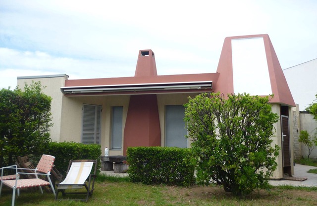 CARNON EAST. BEAUTIFUL VILLA 80 M FROM THE BEACH