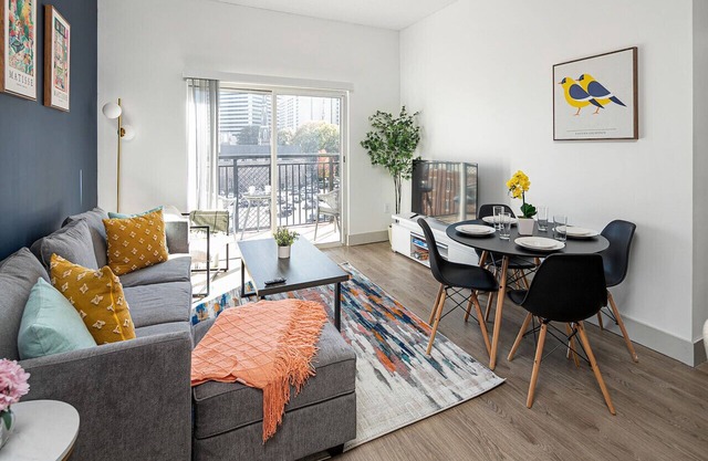 Carolina Blue | Stunning Views, Free Parking+WiFi