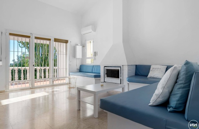 Casa Blanca | Villa with garden in Estepona