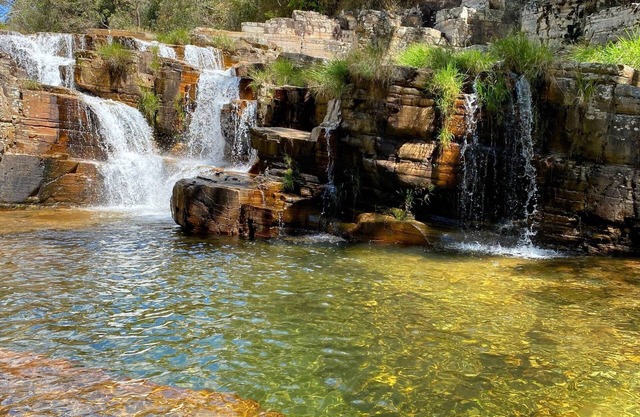 CASA C/NATURAL POOLS, AND LANCHA P/OS CANYONS