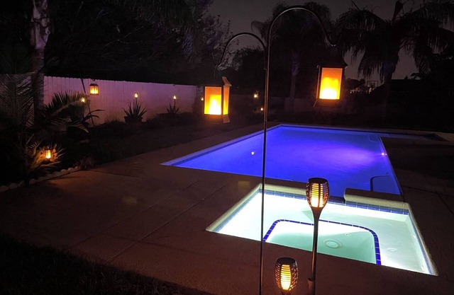 Casa ColibrínUltraWIFI, HOTTUB, POOL, PLAYPEN, 2KING BEDS, MULTI FAMILY FRIENDLY