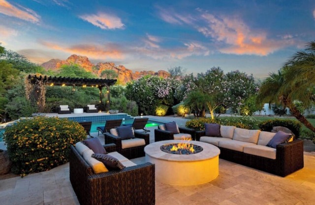Casa de Camelback Estate - Views & Location!