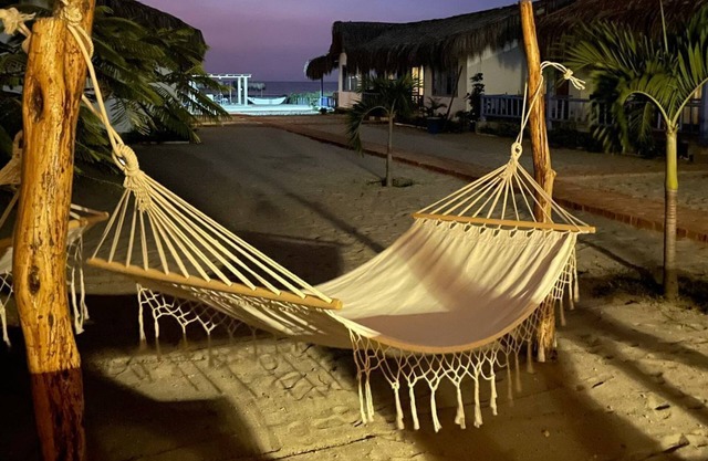 Casa de Estreno Frente a la Playa Cerca a Zorritos