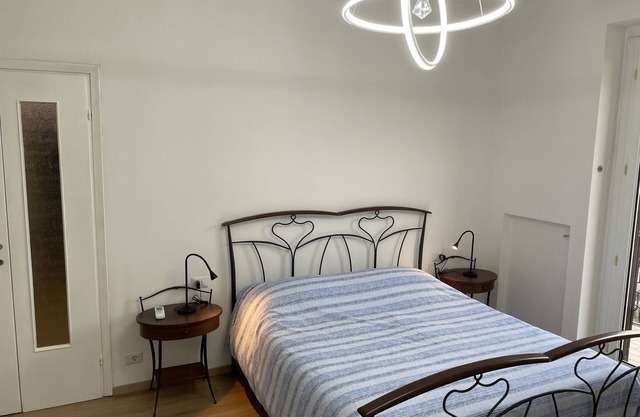Casa di Silvia Appartamento a soli 20 Minuti a piedi dal suggestivo Lago di Como