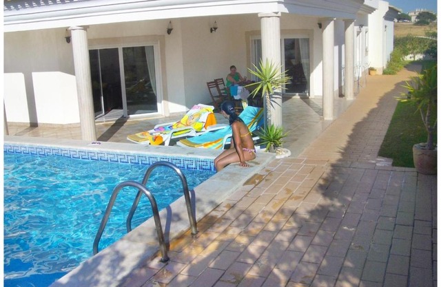 Casa do Mar by Laranjal Rentals