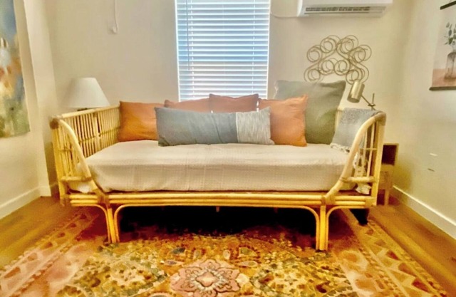 Casa Eleven . Super Location. Walkability