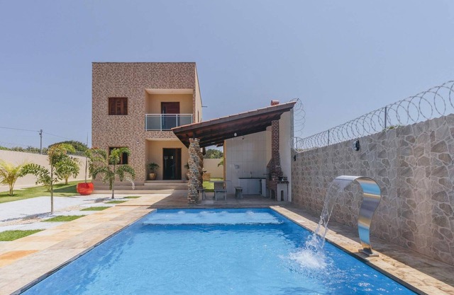 Casa em Cascavel Ceará com piscina lazer completo