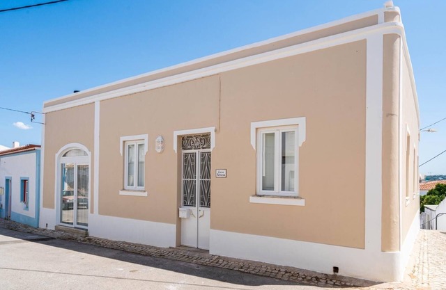 Casa Felícia, Holiday home in Montes de Alvor