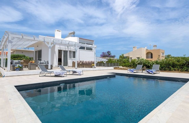 Casa Lefko - Three Bedroom Villa, Sleeps 6